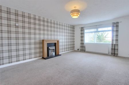 3 bed semi-detached bungalow to rent in Trunk Road, Redcar, TS10 - Photo 2