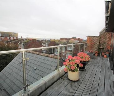 3 bedroom penthouse to rent - Photo 5