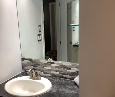 Beau logement air ouverte entière rénové! - Photo 4