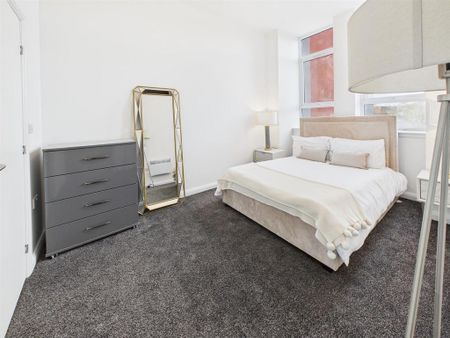 2 bedroom apartment to rent - Photo 4