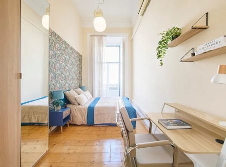 Largo Vitorino Damásio, Lisbon, Lisbon 1200-872 - Photo 3