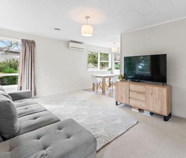 7 Rainbow Place, Wattle Downs, Auckland - Photo 6