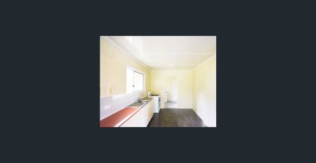 Fresh & Bright & Huge Backyard! - Photo 3