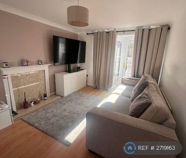 3 bedroom semi-detached house to rent - Photo 6