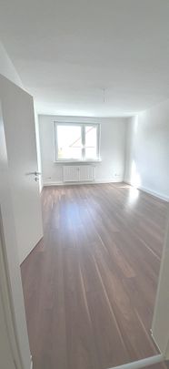 NEU 2 Raumwohnung für Sie hergerichtet!! Fertig zum 01.12.2024!! - Foto 1