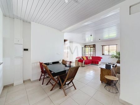 Location Maison 4 pièces 133m² REMIRE MONTJOLY 97354 - Photo 4