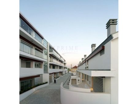 3 room luxury Flat for rent in Dafundo (Cruz Quebrada-Dafundo), Oeiras, Lisbon - Photo 2