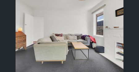 Family-Friendly home with great outdoor space - Photo 3