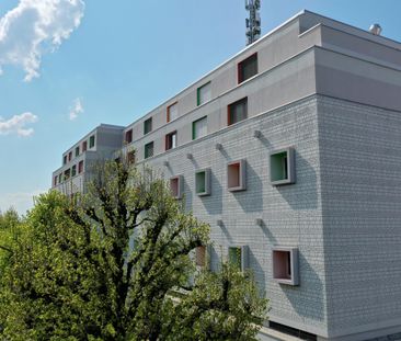 Spacieux appartement meublé! - Photo 2