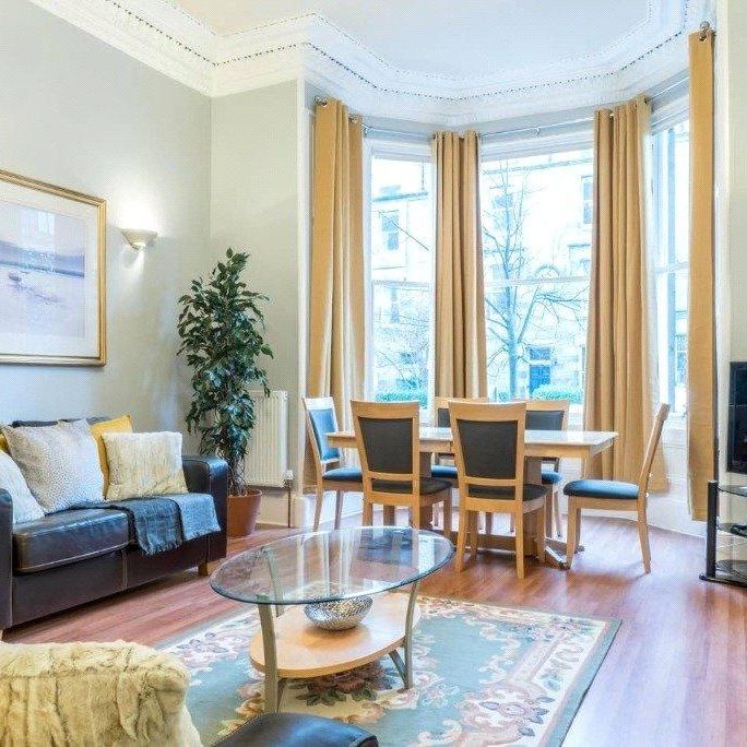 4 bedroom apartment to rent - Photo 1