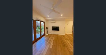 Move in straight away 2 months rent including all utilities - Photo 3