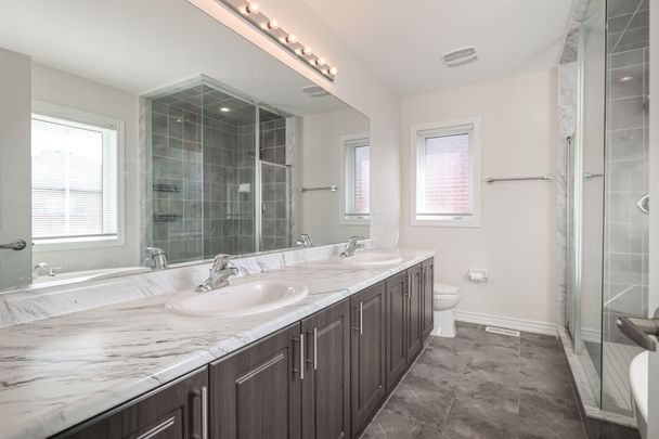 For Lease - 1417 Farrow Crescent, Innisfil, Ontario - Photo 1