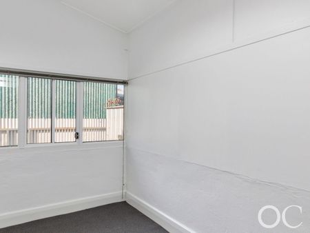 Open the Door to Effortless Living - Photo 4