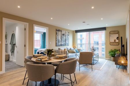 2 bedroom flat to rent - Photo 2