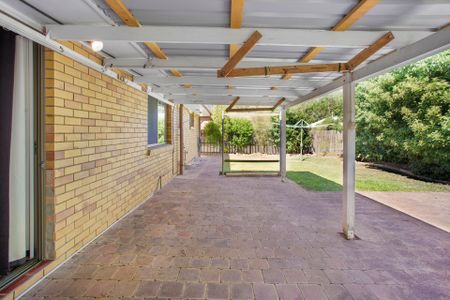 Character Family Home in Central Maroochydore Location&excl; - Photo 4