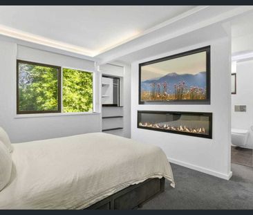 Private Bushland Retreat with Contemporary Luxury! - Photo 1