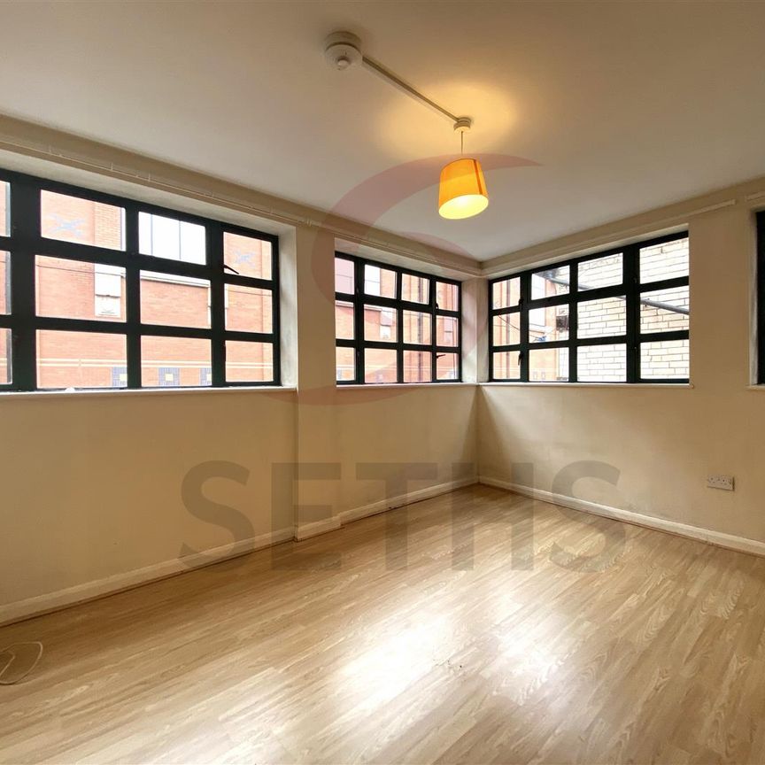 East Bond Street, LE1, Leicester - Photo 1