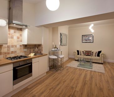 1 Bed Flat, Campbell Road, E3 - Photo 2