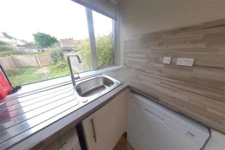 Keys Avenue, Horfield - Photo 4