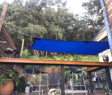 Private and Peaceful Granny Flat with Breathtaking Water Views - Photo 6