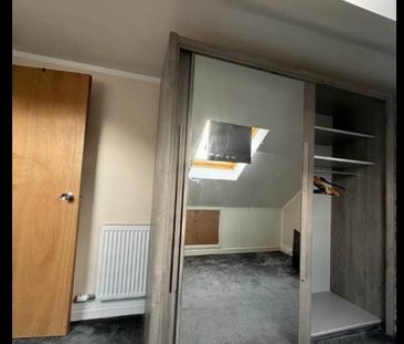 Room in a Shared House, Overstone Road, LU4 - Photo 4