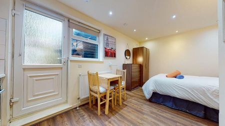 Studio to rent - Photo 3