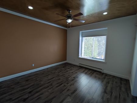 Three Bedrooms Upper Home in East Newton - Photo 4