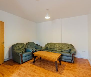5 bedroom house to rent - Photo 1