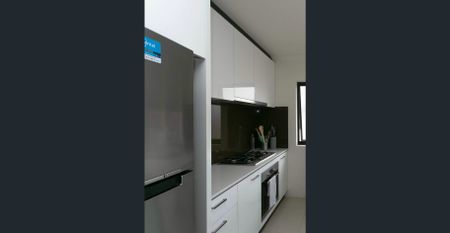 2 bedrooms, 1 bathrooms, 1 car-bay - Photo 3