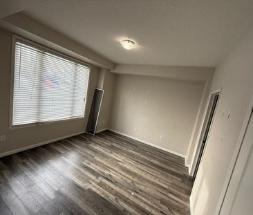For Lease - 3135 Boxford Crescent Unit# 11, Mississauga, Ontario - Photo 2