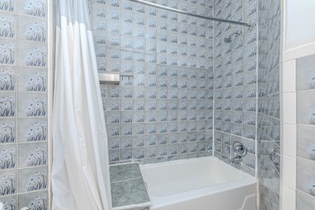 For Lease - 1573 Dundas Street Unit# 2nd floor, Toronto, Ontario - Photo 5