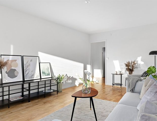 Karlslättsv 5 C - Foto 1