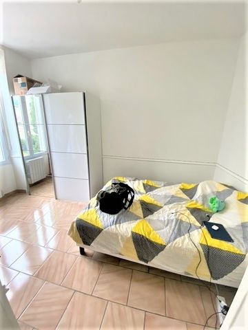 Location Appartement 2 pièces 42m² - Photo 3