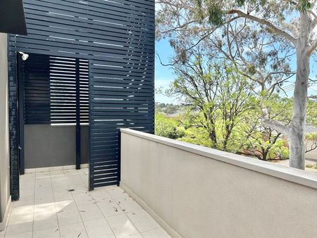 Stylish Apartment in the Heart of Balwyn – Positioned in the Prestigious Balwyn High School Zone - Photo 4