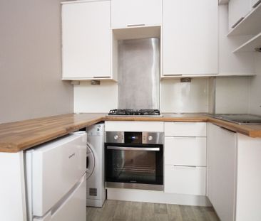 Queen Street, Kirkintilloch, East Dunbartonshire - Photo 2