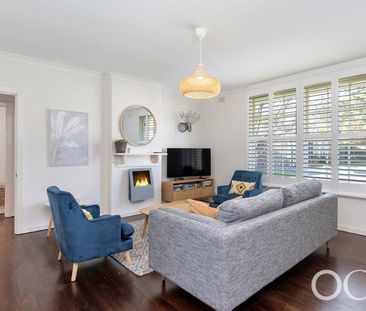 Open the Door To Leafy Living in a Fully Furnished Unley Park Retreat - Photo 4
