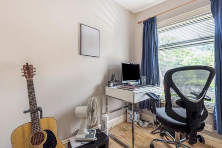 2 bedroom terraced house to rent - Photo 5