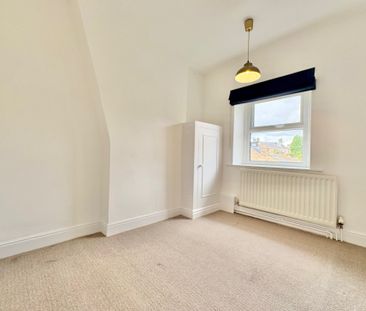 Holmes Terrace - Photo 3