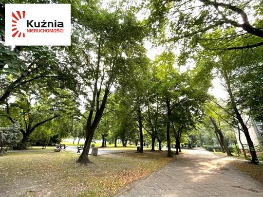 Bez mebli, duży balkon, oddzielna kuchnia! - Фото 1