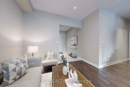 For Lease - 50 Sharonview Crescent, East Gwillimbury, Ontario - Photo 3