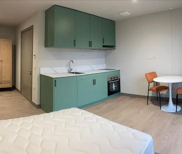 Studio to rent - Photo 3