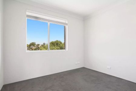 12/154 Flood Street, Leichhardt - Photo 2
