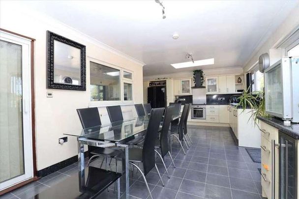 Watling Street, Gravesend, DA11 - Photo 1