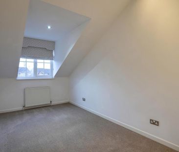 4 bedroom detached house to rent - Photo 3