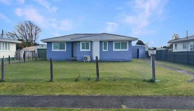 TOKOROA - 3 BEDROOMS - Photo 1