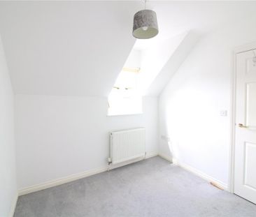 2 bedroom end of terrace house to rent - Photo 4