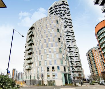 Biscayne Avenue, London, E14 9AU - Photo 1