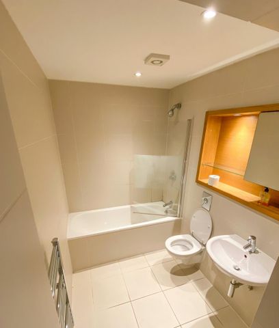 2 bedroom flat to rent - Photo 5