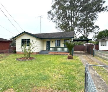 “Renovated Family Home for Lease - 3 McLaren Street, Blackett” - Photo 5