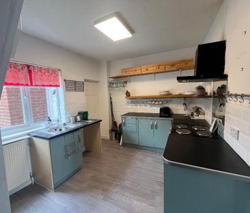 2 Bedroom End Terraced House To Rent - Photo 5